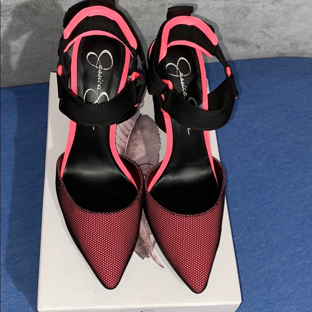 Jessica Simpson Heels - Picture 3 of 8
